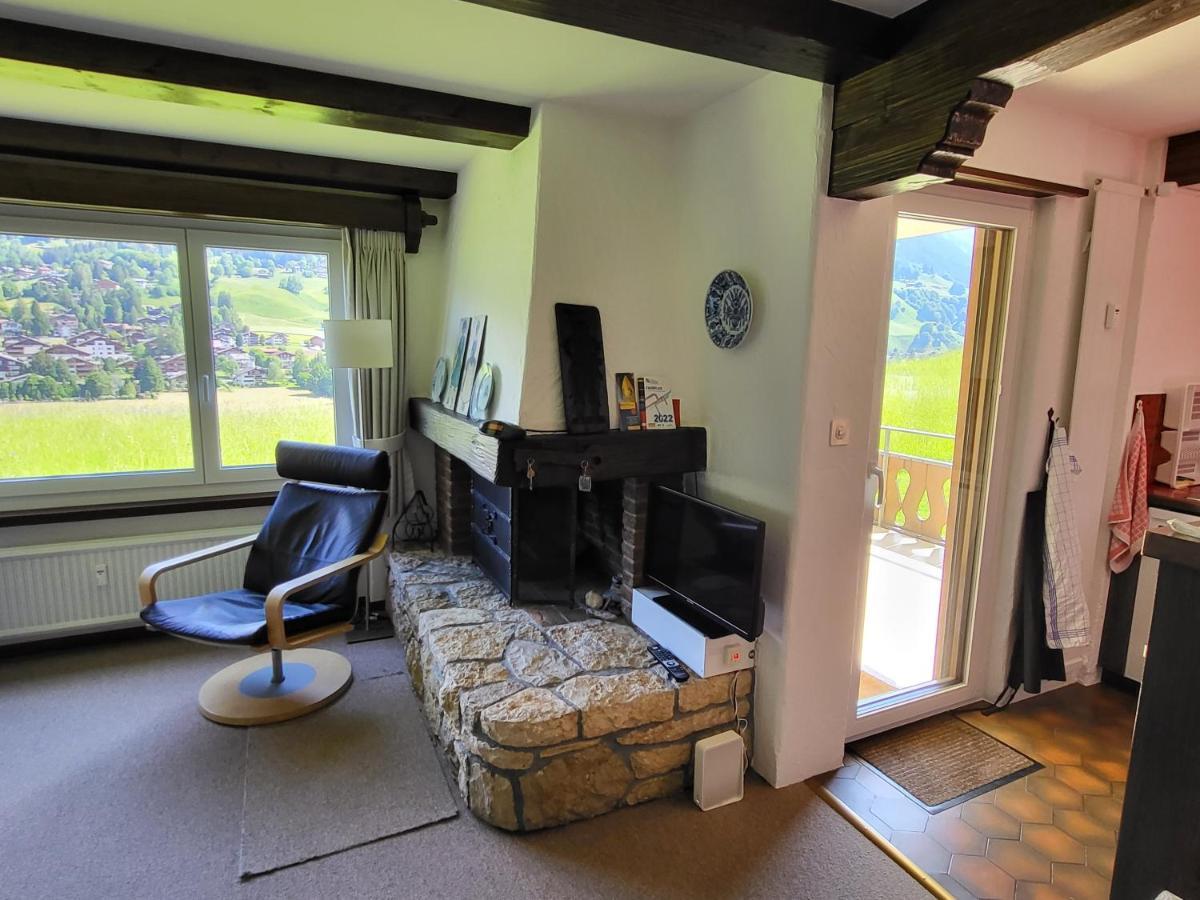 Appartement In Hus Signal Met Prachtig Uitzicht Op De Bergen Klosters-Serneus Extérieur photo